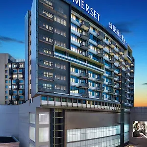 https://somerset-emerald-city.bestsuzhouhotels.com
